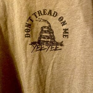 Unisex Yee Yee  Olive Don't Tread On Me Tee Short Sleeve Crew Neck 3XL